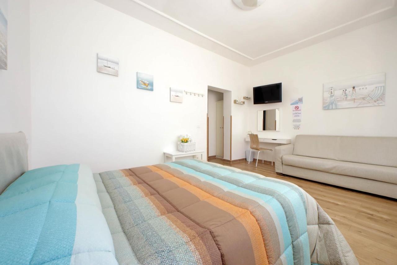 B&B Felicioni ฟิวมิชีโน ภายนอก รูปภาพ